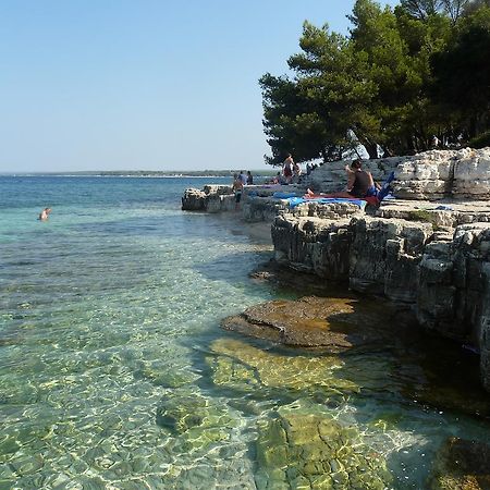 Happy Camp Mobile Homes In Brioni Sunny Camping Штинян Екстер'єр фото