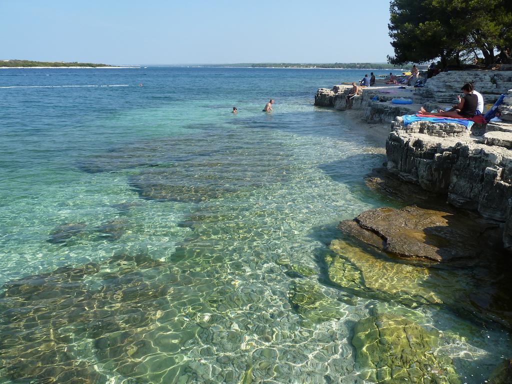 Happy Camp Mobile Homes In Brioni Sunny Camping Штинян Екстер'єр фото